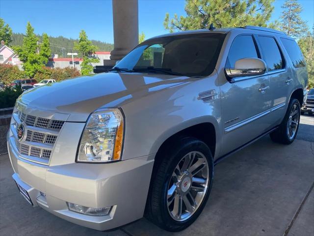 2013 Cadillac Escalade Premium