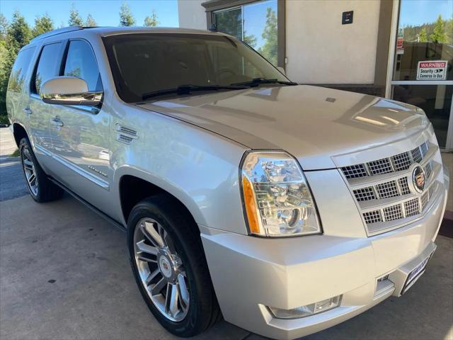 2013 Cadillac Escalade Premium