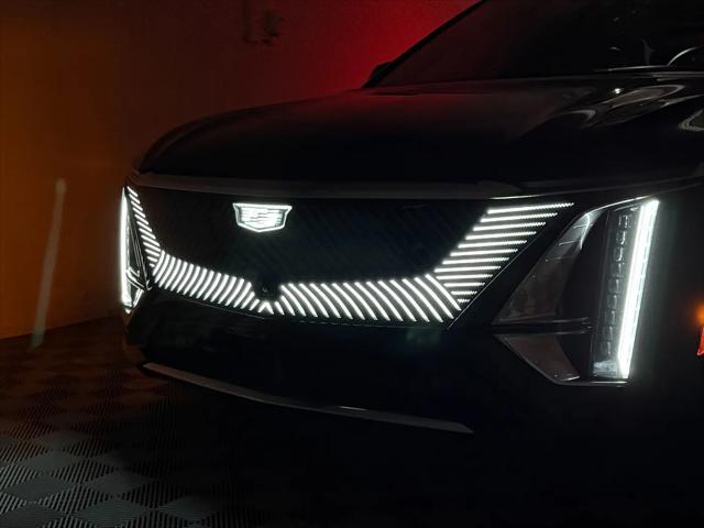 2024 Cadillac iQ Luxury w/1SC