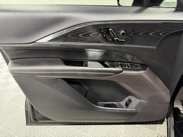 2024 Cadillac iQ Luxury w/1SC