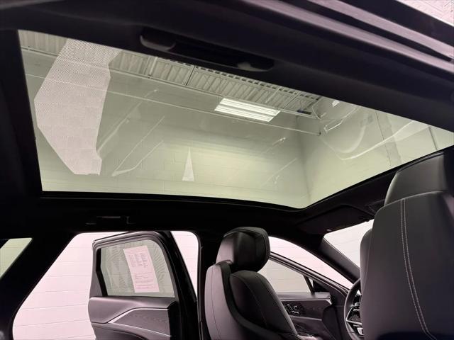 2024 Cadillac iQ Luxury w/1SC
