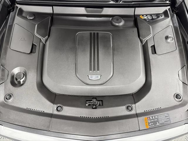 2024 Cadillac iQ Luxury w/1SC