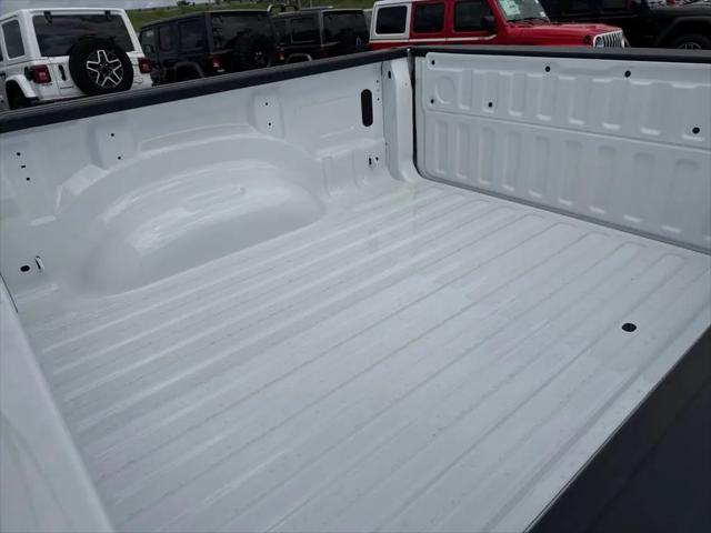 2026 Ram 1500 Tradesman Crew Cab 4x4 57 Box