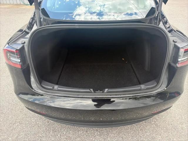 2022 Tesla Model 3 Rear-Wheel Drive
