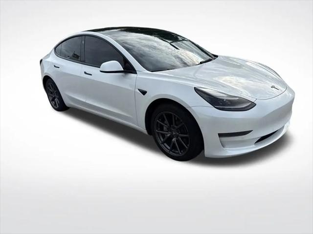 2022 Tesla Model 3 Rear-Wheel Drive