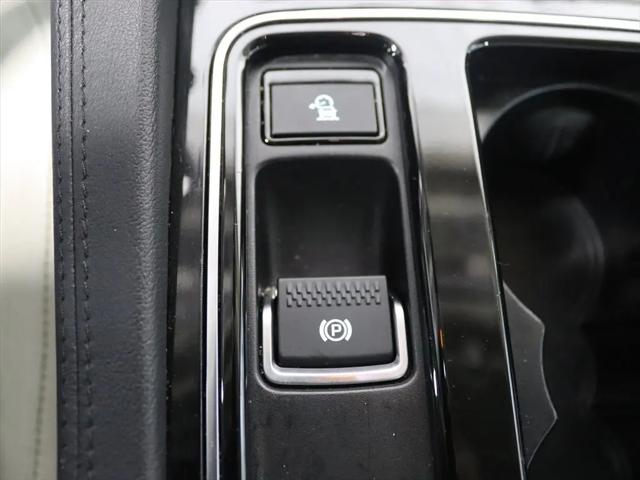 2020 Jaguar F-PACE Prestige P300 AWD Automatic