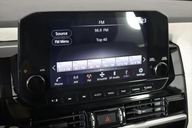 2024 Nissan Pathfinder SL FWD
