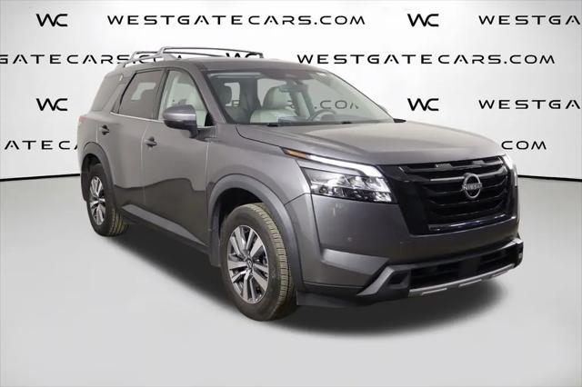 2024 Nissan Pathfinder SL FWD