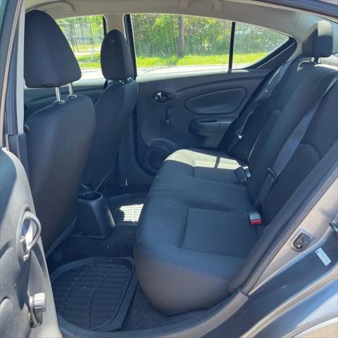 2019 Nissan Versa 1.6 S+