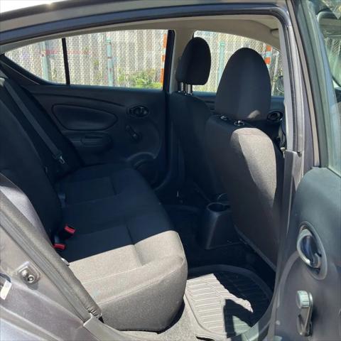 2019 Nissan Versa 1.6 S+