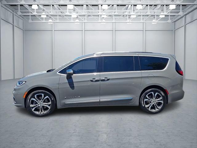 2025 Chrysler Pacifica Pinnacle AWD