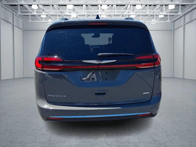 2025 Chrysler Pacifica Pinnacle AWD