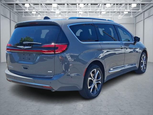 2025 Chrysler Pacifica Pinnacle AWD