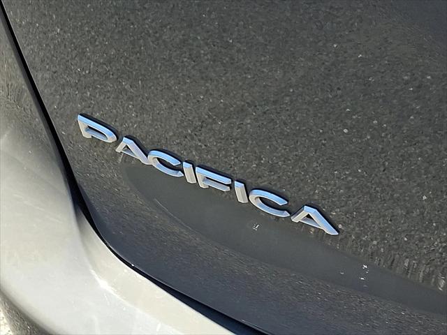 2025 Chrysler Pacifica Pinnacle AWD