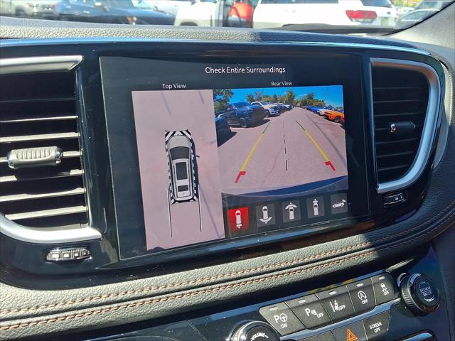 2025 Chrysler Pacifica Pinnacle AWD