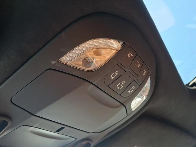 2025 Chrysler Pacifica Pinnacle AWD