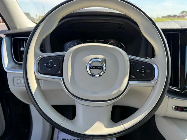 2018 Volvo XC60 T5 Momentum