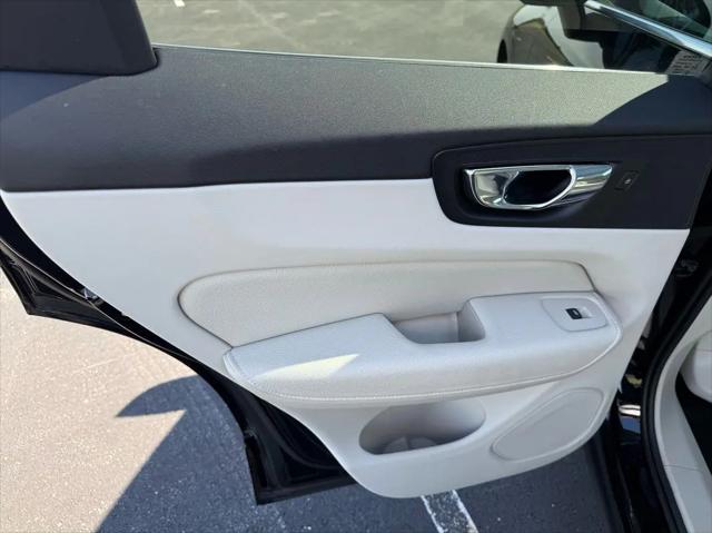 2018 Volvo XC60 T5 Momentum