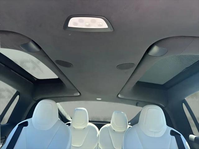 2023 Tesla Model X Plaid Tri Motor All-Wheel Drive