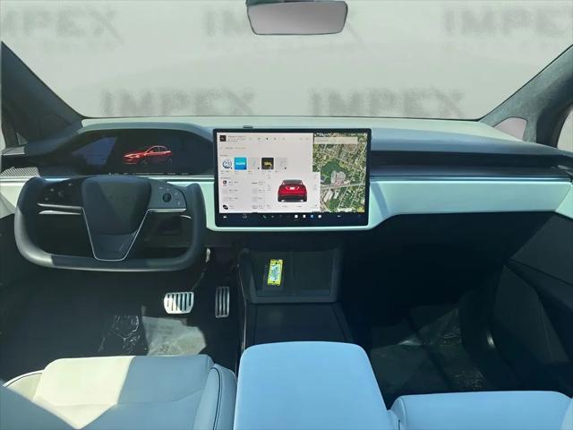 2023 Tesla Model X Plaid Tri Motor All-Wheel Drive