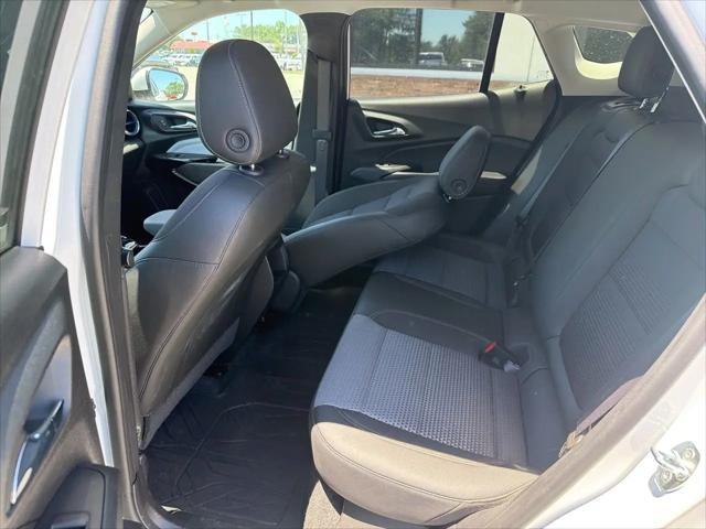 2024 Chevrolet Trax FWD LT