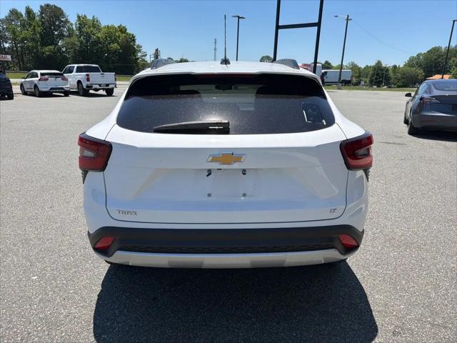 2024 Chevrolet Trax FWD LT