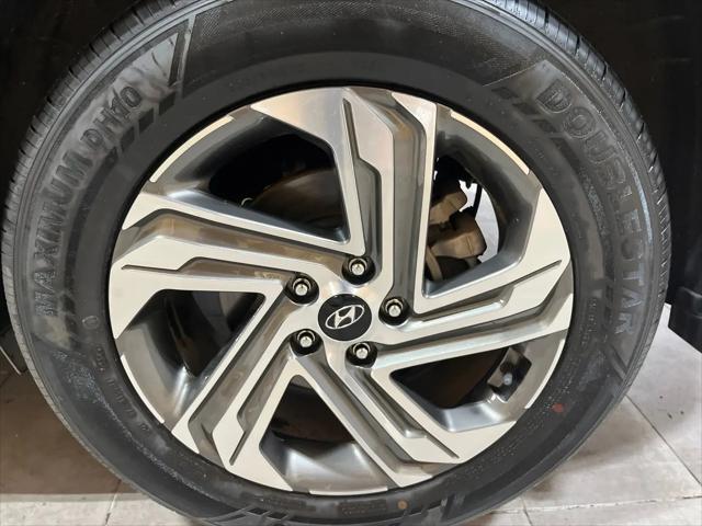 2023 Hyundai Santa Fe SE