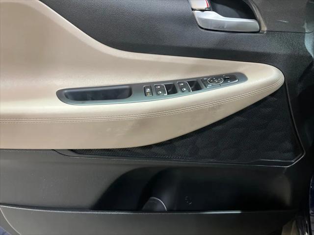 2023 Hyundai Santa Fe SE