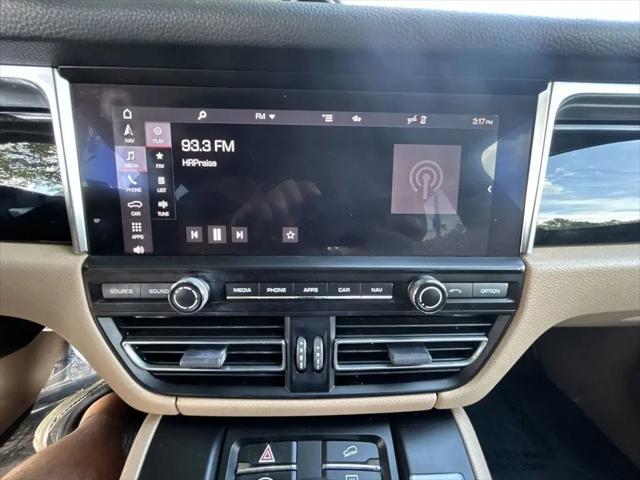 2020 Porsche Macan Macan