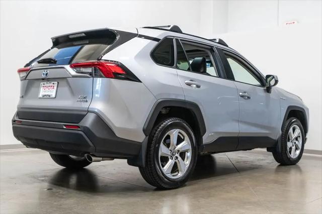 2021 Toyota RAV4 Hybrid XLE Premium