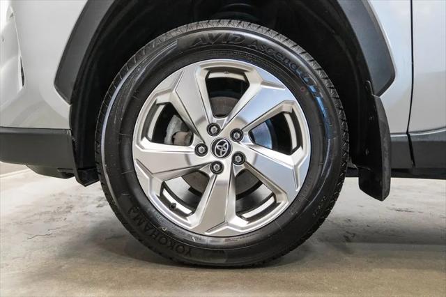 2021 Toyota RAV4 Hybrid XLE Premium