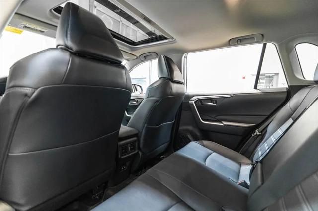 2021 Toyota RAV4 Hybrid XLE Premium