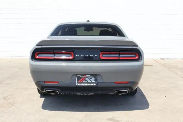 2018 Dodge Challenger SXT