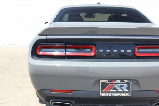 2018 Dodge Challenger SXT