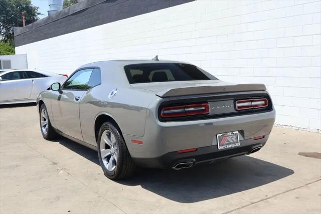2018 Dodge Challenger SXT