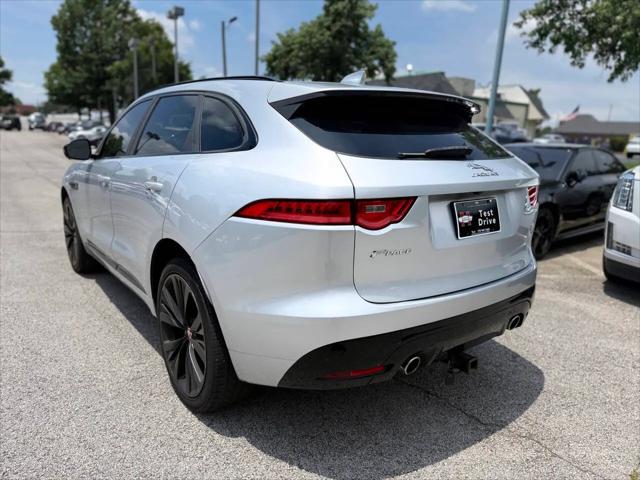 2019 Jaguar F-PACE S