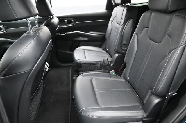 2022 Kia Sorento Hybrid EX