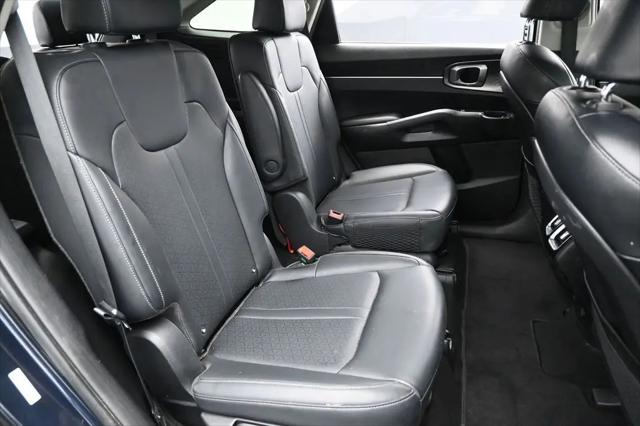 2022 Kia Sorento Hybrid EX