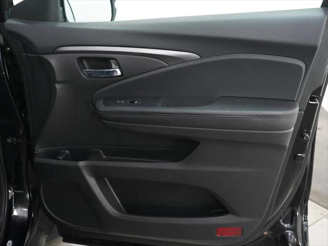 2022 Honda Pilot AWD Black Edition