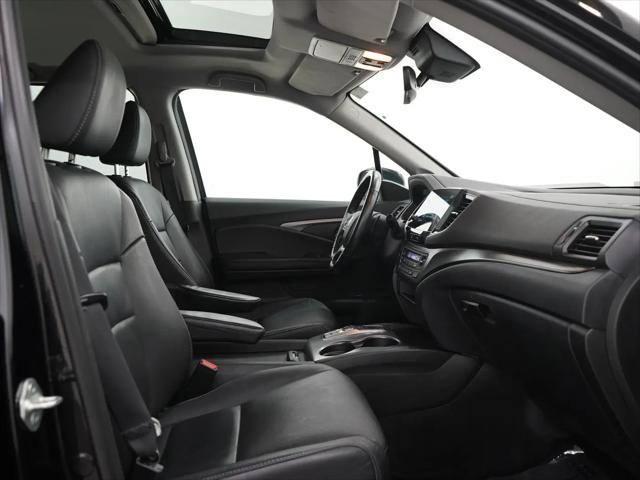 2022 Honda Pilot AWD Black Edition