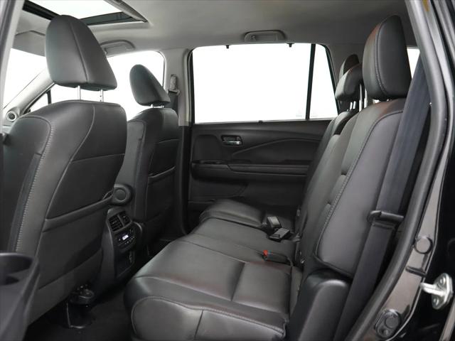 2022 Honda Pilot AWD Black Edition