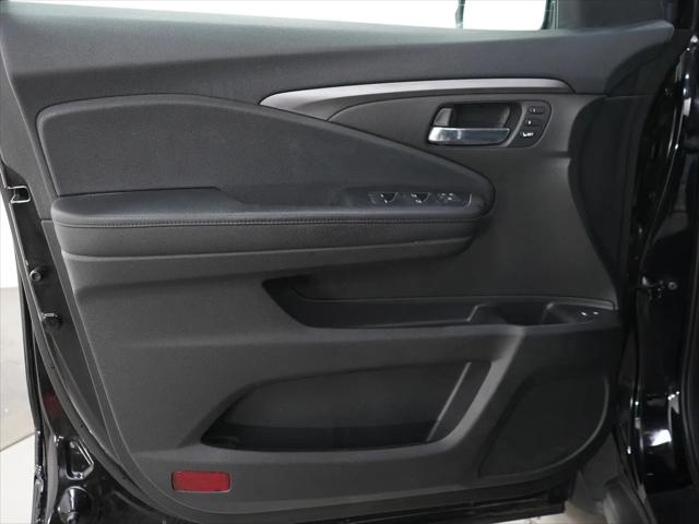 2022 Honda Pilot AWD Black Edition