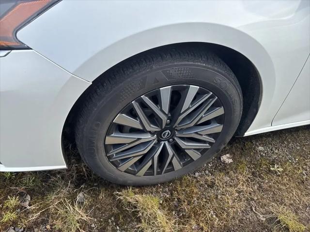 2024 Nissan Altima SV FWD