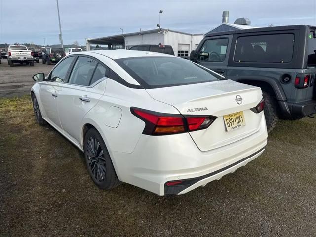 2024 Nissan Altima SV FWD