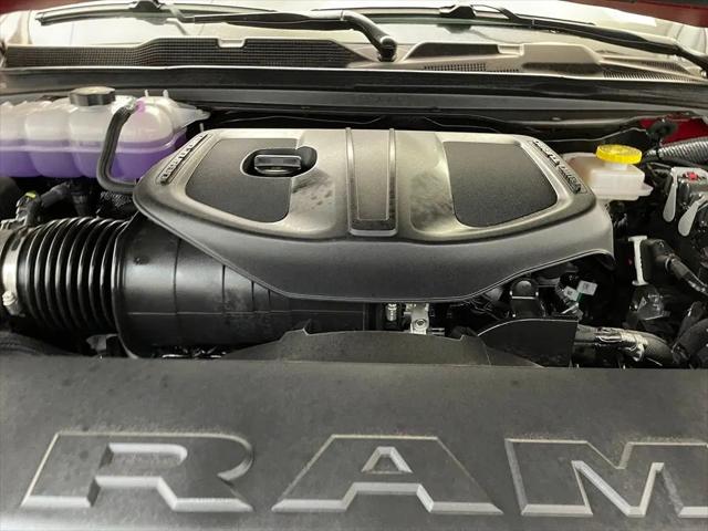 2026 Ram 1500 Warlock Crew Cab 4x4 5'7" Box