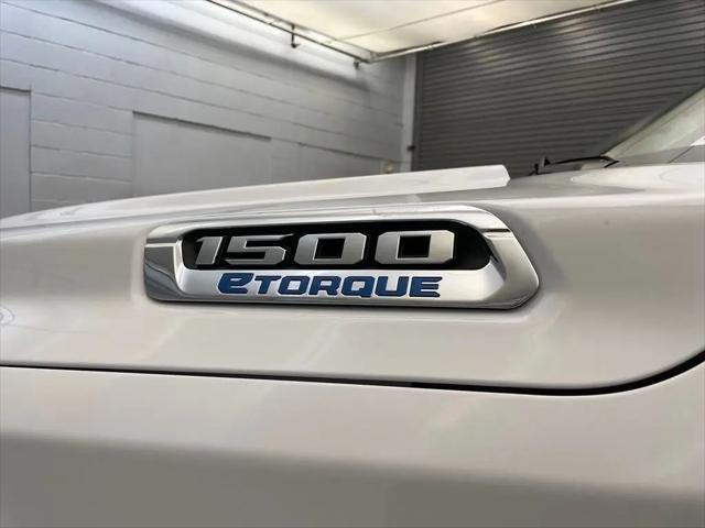 2026 Ram 1500 Big Horn Crew Cab 4x2 57 Box