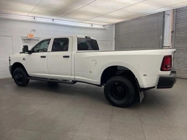 2026 Ram 3500 Tradesman Crew Cab 4x4 8 Box