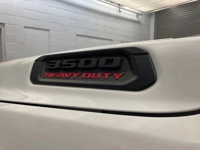 2026 Ram 3500 Tradesman Crew Cab 4x4 8 Box