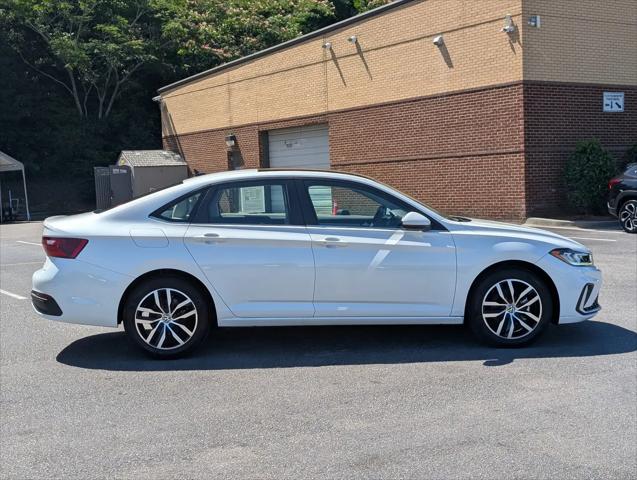 2025 Volkswagen Jetta 1.5T SE