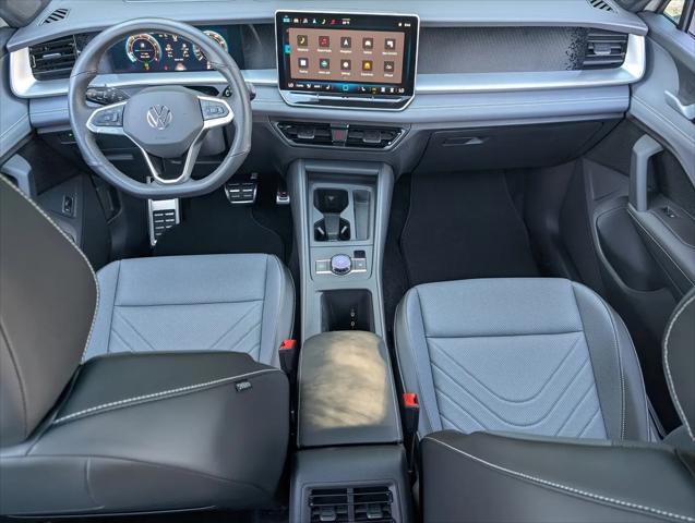 2025 Volkswagen Tiguan 2.0T SE R-Line Black